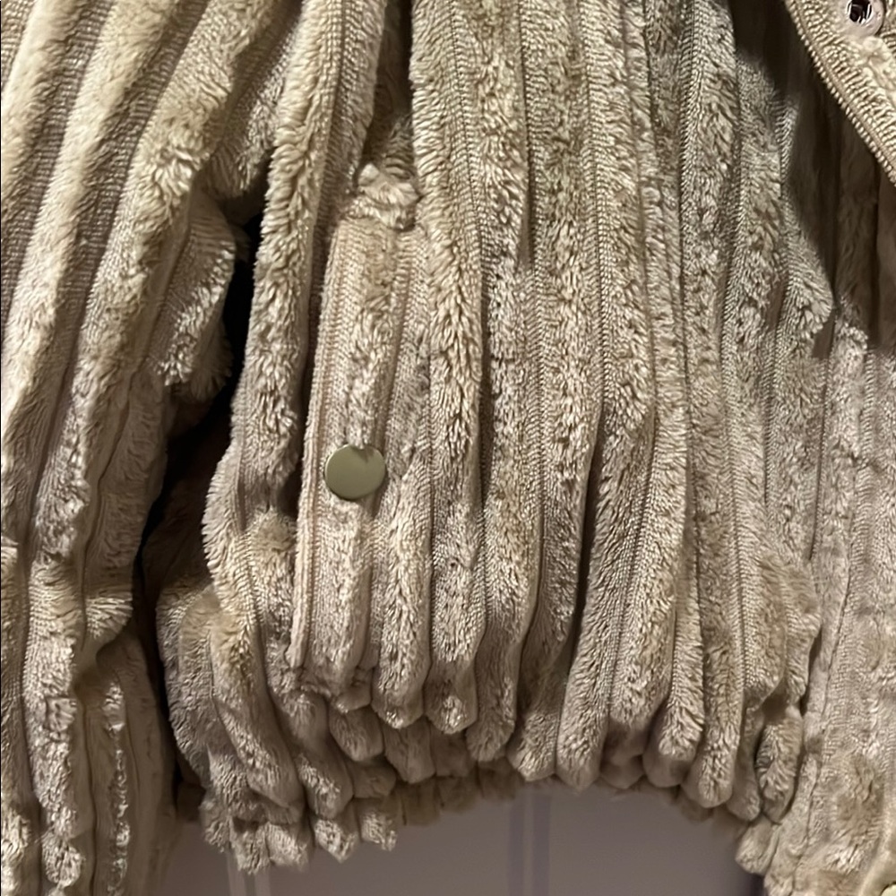 Pale Green Ribbed Faux Fur Jacket - Picture 5 of 6